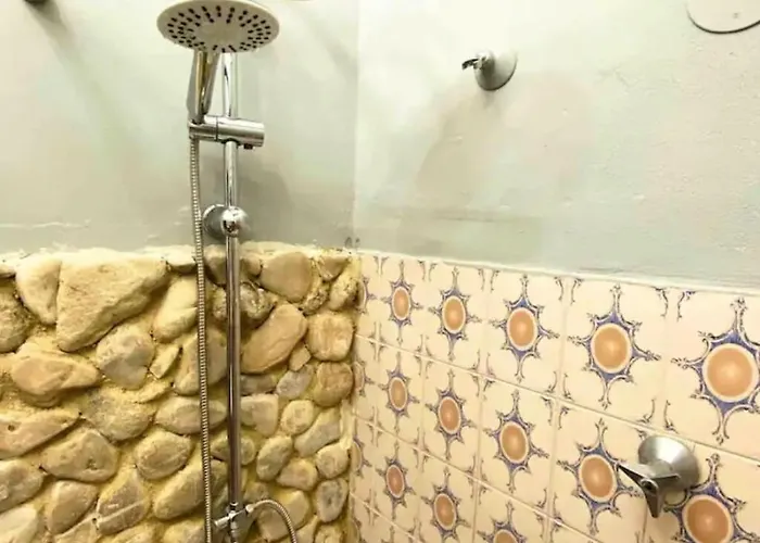 Nyaraló Monastery - Hilltop Ocean View Dogliola